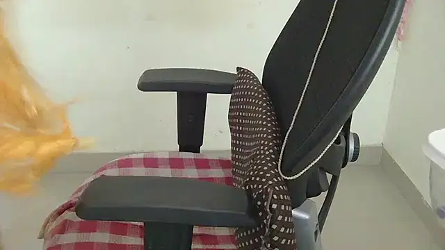 Snapshot of punemodel chatting on February 24, 2026, 11:49 pm punemodel online show from February 24, 2026, 11:49 pm