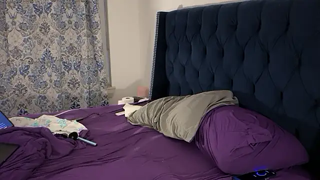 Snapshot of bearcloudcomputa chatting on February 22, 2025, 10:52 pm bearcloudcomputa online show from February 22, 2025, 10:52 pm