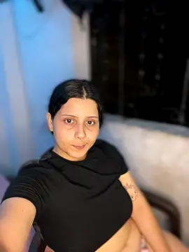 Sophie  Carter  online show from November 16, 2025, 4:39 am