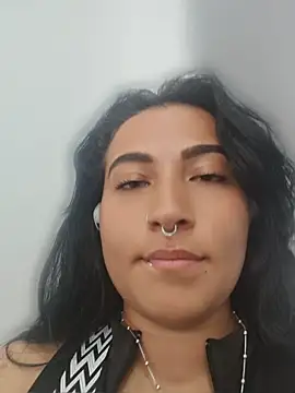 Pauilina online show from May 13, 2026, 3:08 pm