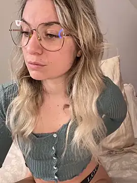 carlaaa online show from March 5, 2026, 10:16 pm