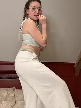 carlaaa online show from February 25, 2026, 9:58 pm