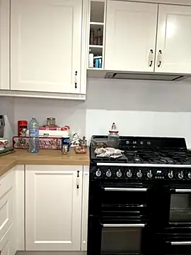 carlaaa online show from December 3, 2025, 9:03 pm