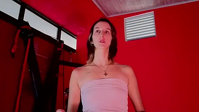 Snapshot of Ambar_Roux_ chatting on June 1, 2026, 1:11 pm Ambar Roux online show from June 1, 2026, 1:11 pm