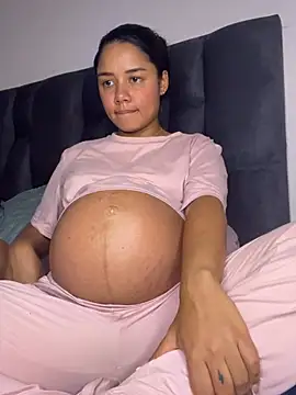  Luana online show from March 19, 2026, 1:05 am