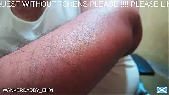 Snapshot of WANKERDADDY_EH01 chatting on February 25, 2025, 11:21 am WANKERDADDY EH01 online show from February 25, 2025, 11:21 am