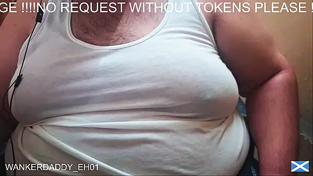 Snapshot of WANKERDADDY_EH01 chatting on January 28, 2025, 5:35 pm WANKERDADDY EH01 online show from January 28, 2025, 5:35 pm