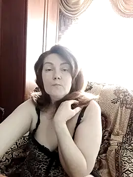 Snapshot of Madame-Butterfly chatting on March 14, 2025, 9:46 am Madame-Butterfly online show from March 14, 2025, 9:46 am