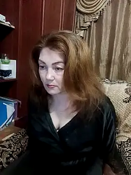 Snapshot of Madame-Butterfly chatting on January 13, 2025, 2:11 pm Madame-Butterfly online show from January 13, 2025, 2:11 pm