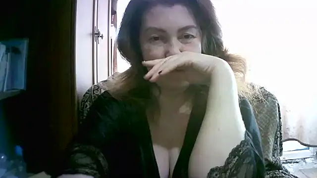 Snapshot of Madame-Butterfly chatting on September 20, 2025, 11:04 am Madame-Butterfly online show from September 20, 2025, 11:04 am