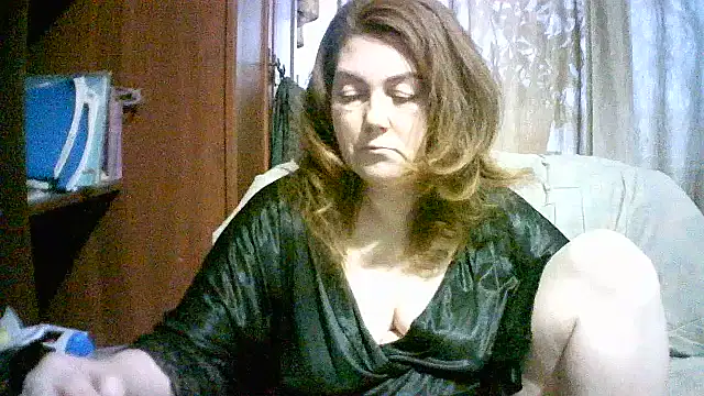 Madame-Butterfly online show from November 10, 2025, 11:26 am