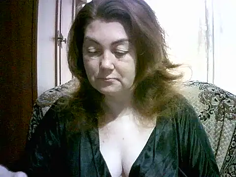 Snapshot of Madame-Butterfly chatting on September 19, 2025, 5:22 am Madame-Butterfly online show from September 19, 2025, 5:22 am