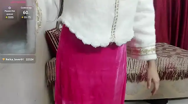 Snapshot of Reika_01 chatting on February 13, 2025, 1:59 pm Reika 01 online show from February 13, 2025, 1:59 pm