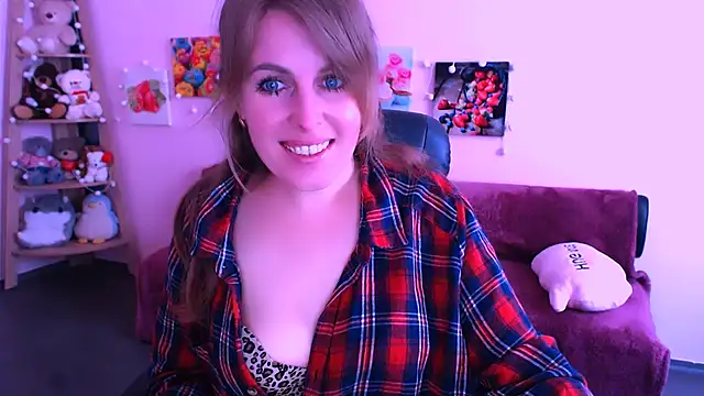 Snapshot of Hot_Milady chatting on April 27, 2026, 7:39 am Hot Milady online show from April 27, 2026, 7:39 am