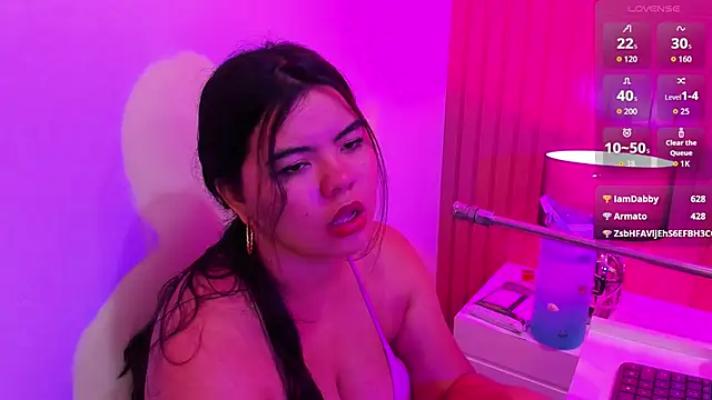 klhoe boobs online show from February 19, 2026, 3:47 am