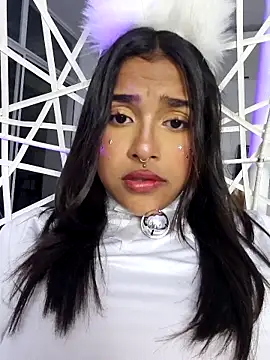 Snapshot of Mariangel_11 chatting on March 9, 2025, 12:00 am Mariangel 11 online show from March 9, 2025, 12:00 am