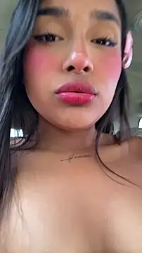 Snapshot of Mariangel_11 chatting on April 20, 2026, 2:40 pm Mariangel 11 online show from April 20, 2026, 2:40 pm
