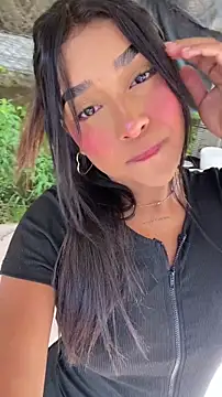Snapshot of Mariangel_11 chatting on May 7, 2026, 1:58 pm Mariangel 11 online show from May 7, 2026, 1:58 pm