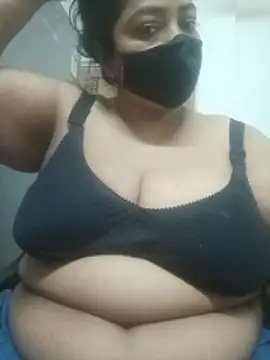 zeepe19 online show from June 3, 2026, 12:06 pm