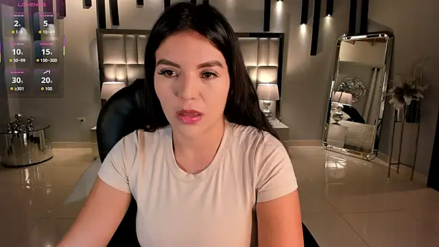 ValeriaRoldanX online show from November 19, 2025, 3:17 am