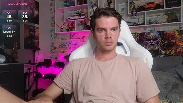 Mike Burn online show from October 10, 2025, 12:06 pm