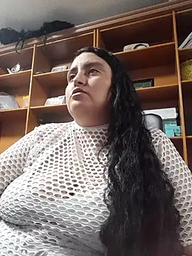 Snapshot of abbye_cutte chatting on December 7, 2024, 11:18 pm abbye cutte online show from December 7, 2024, 11:18 pm