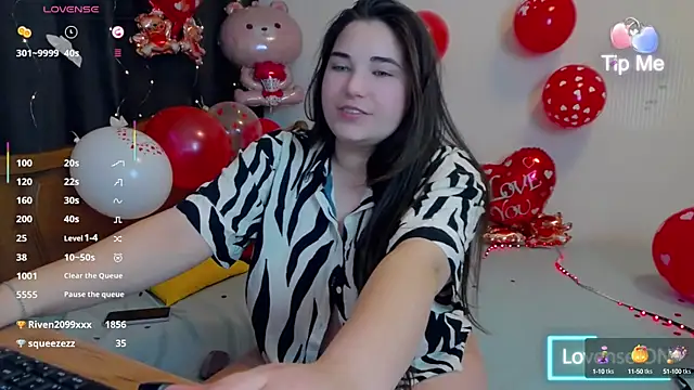 Snapshot of Lillianhot68 chatting on February 14, 2025, 2:54 pm Lillianhot68 online show from February 14, 2025, 2:54 pm