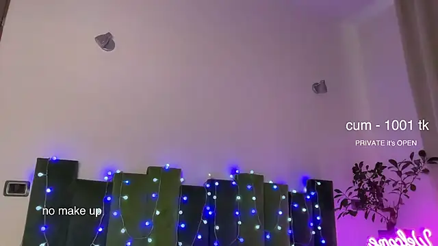 daddyspixxie420 online show from October 15, 2025, 9:06 am