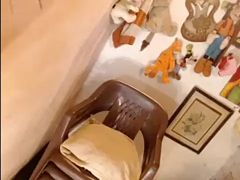 DiablaArdiente05 online show from March 4, 2026, 3:42 pm