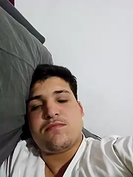 VibratedPoaching online show from November 26, 2025, 5:07 am