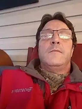 Sexyaron89285 online show from October 28, 2025, 4:39 pm