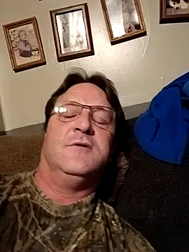 Sexyaron89285 online show from October 28, 2025, 3:40 am