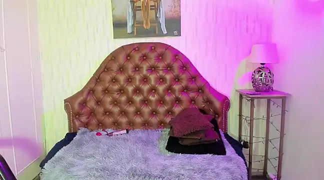 charlotte ebony online show from March 13, 2025, 7:39 pm