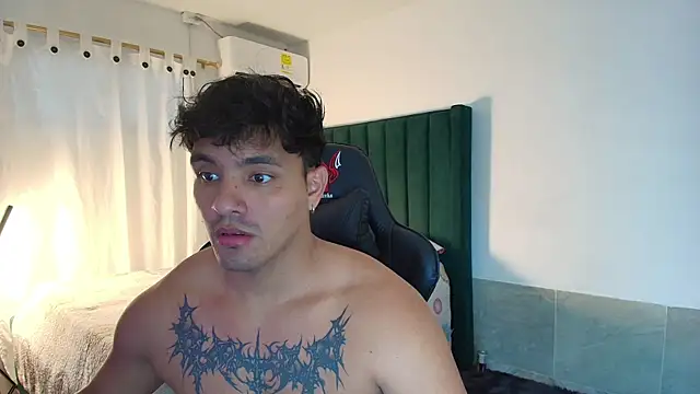 Snapshot of man_dur07 chatting on November 22, 2025, 8:51 pm man dur07 online show from November 22, 2025, 8:51 pm