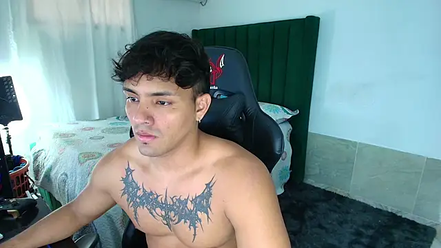 Snapshot of man_dur07 chatting on March 17, 2026, 9:40 pm man dur07 online show from March 17, 2026, 9:40 pm