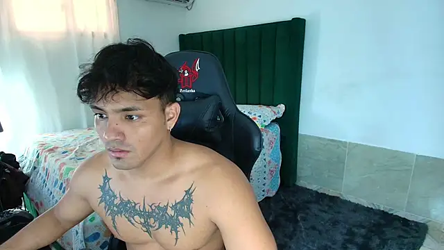 Snapshot of man_dur07 chatting on April 9, 2026, 9:32 pm man dur07 online show from April 9, 2026, 9:32 pm