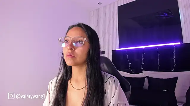 Valery wang online show from September 11, 2025, 11:54 am