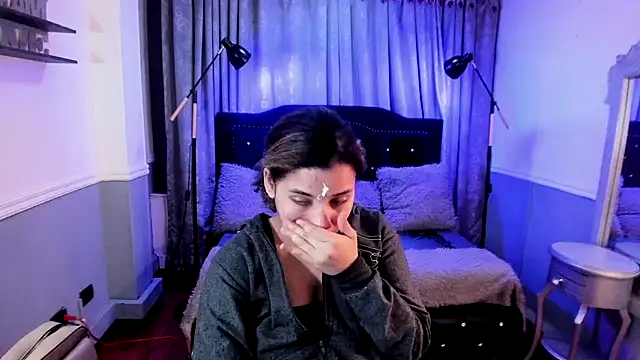 Snapshot of Mayaa_ross chatting on November 25, 2025, 3:07 am Mayaa ross online show from November 25, 2025, 3:07 am