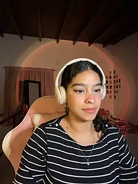 Arteatenea   online show from December 4, 2025, 4:22 am