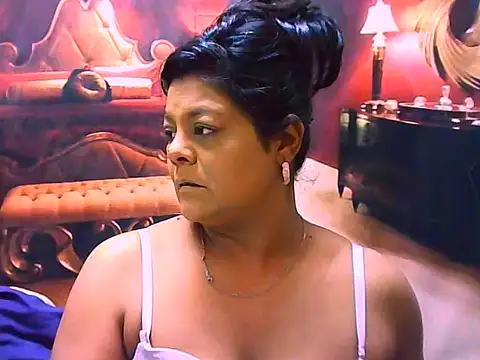 indianCherryPie online show from May 15, 2026, 5:27 am