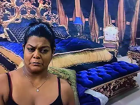 Snapshot of indianCherryPie chatting on November 21, 2025, 6:29 pm indianCherryPie online show from November 21, 2025, 6:29 pm