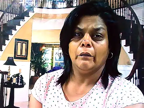 Snapshot of indianCherryPie chatting on October 22, 2025, 5:40 am indianCherryPie online show from October 22, 2025, 5:40 am