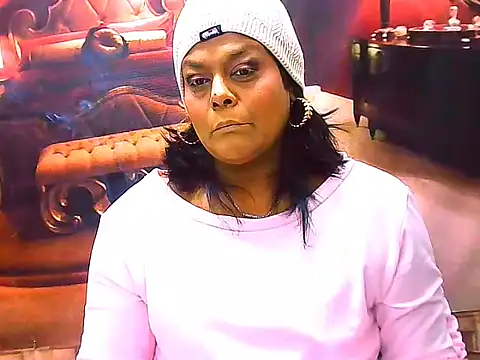 indianCherryPie online show from May 28, 2026, 5:15 am