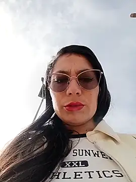 VALERY-03  online show from May 28, 2026, 9:10 pm