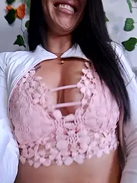 Snapshot of VALERY-03_ chatting on September 26, 2025, 12:12 pm VALERY-03 online show from September 26, 2025, 12:12 pm