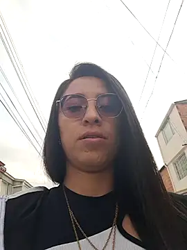 Snapshot of VALERY-03_ chatting on February 4, 2025, 12:22 pm VALERY-03 online show from February 4, 2025, 12:22 pm