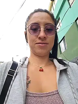 Snapshot of VALERY-03_ chatting on February 7, 2025, 12:28 pm VALERY-03 online show from February 7, 2025, 12:28 pm