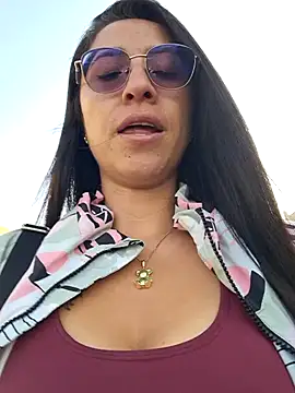Snapshot of VALERY-03_ chatting on February 18, 2025, 12:17 pm VALERY-03 online show from February 18, 2025, 12:17 pm