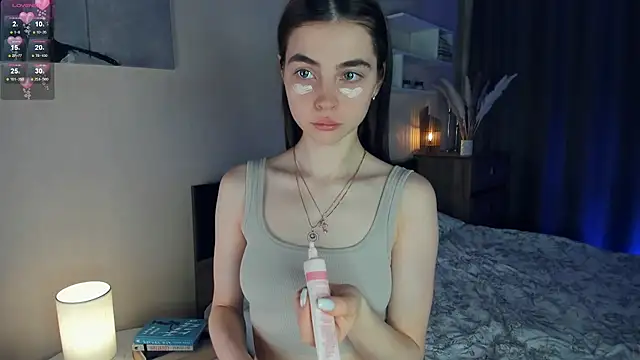 MaryJacksoon online show from February 21, 2025, 7:34 am