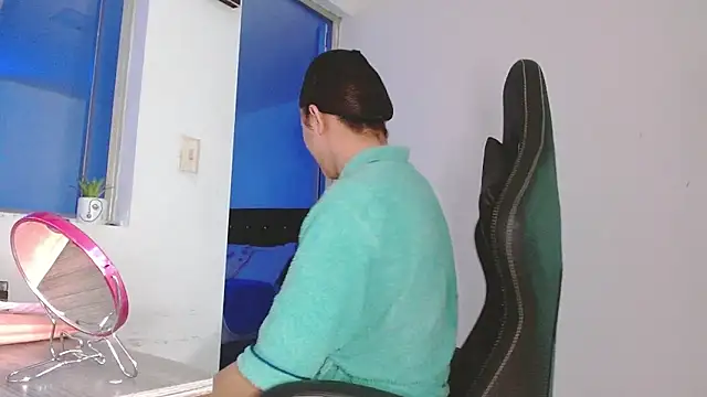 giuliana andrade online show from March 26, 2026, 12:09 am